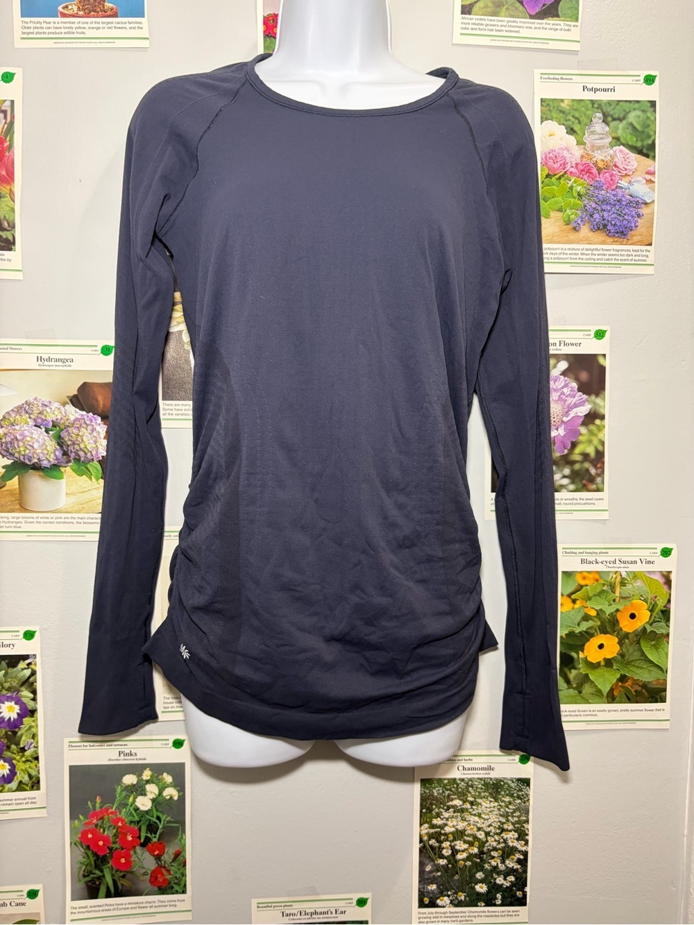 Athleta Long Sleeve Crew Neck Top - Black
